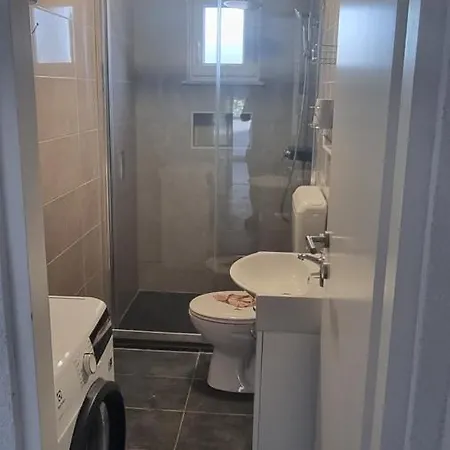 Apartman Moni
